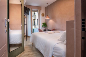 Pink Flamingo Balcony Studio by Central Station Milano